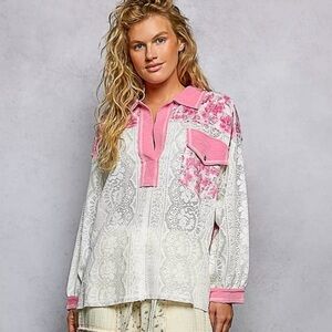 🌺 Hello Gorgeous!POL Floral Print Long Sleeve Lace Shirt w/Front Pocket- Pink